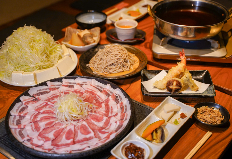 【鍋コース】　愛媛県産 伊予いも豚のネギしゃぶコース 　料理のみ