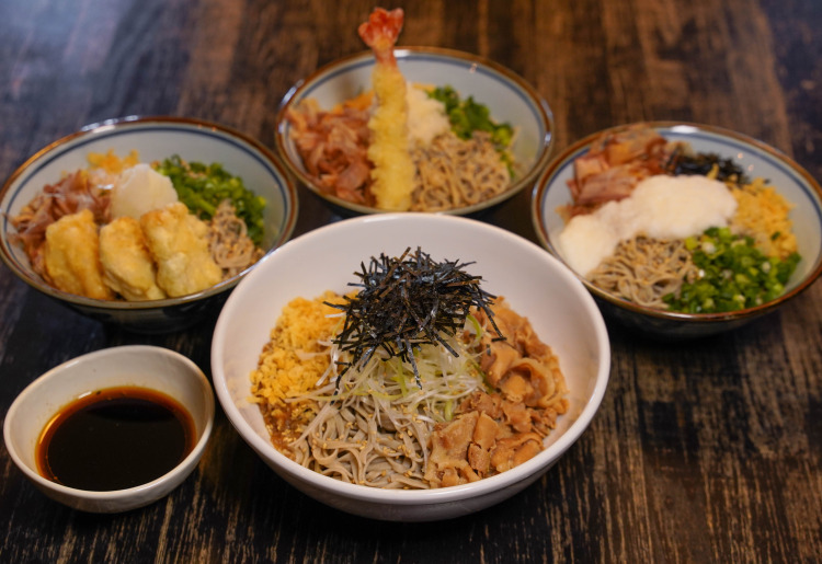 宅配限定のぶっかけ十割そばシリーズ！